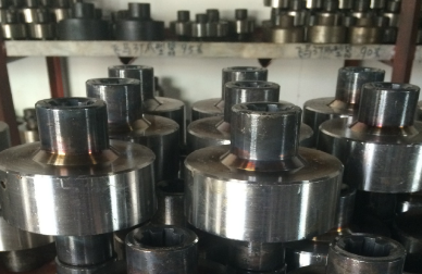 防爆鋼絲繩電動(dòng)葫蘆的聯(lián)軸器的應(yīng)用及作用