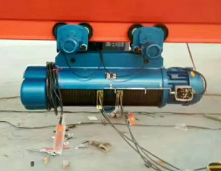 鋼絲繩電動葫蘆在推送原油管道方面的應用及優勢